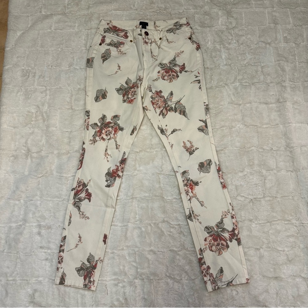 G.I.L.I. Ankle Jeggings Cream Denim Floral Size 2 Dual Stretch Jeans 27" inseam - Picture 14 of 17